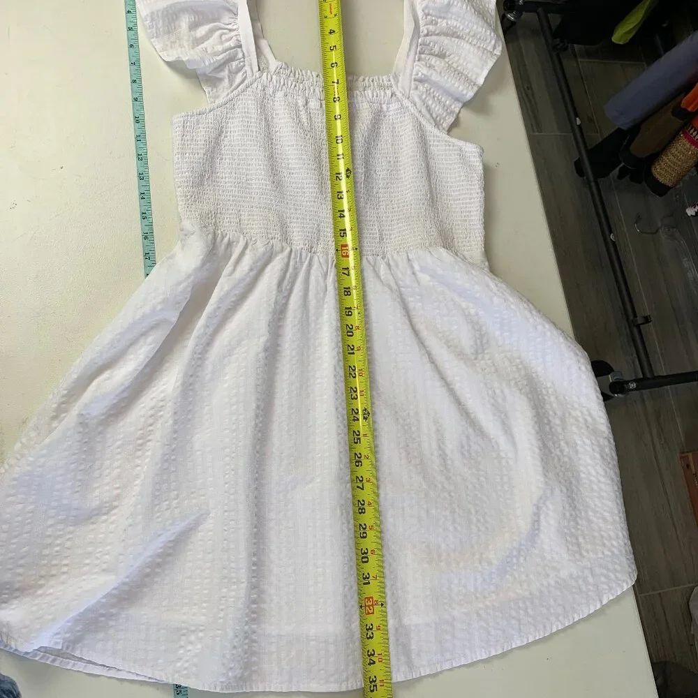 Old Navy Dress Womens Medium White Flutter Sleeve Fit Flare Smocked Mini Short - Picture 6 of 7